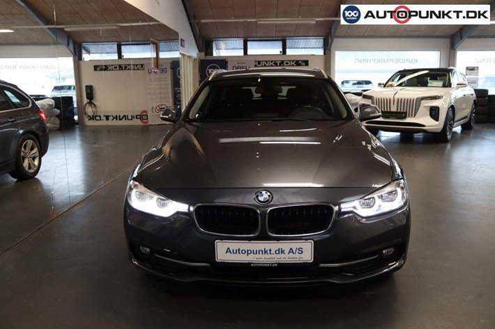 Grå BMW 320d fra 2018