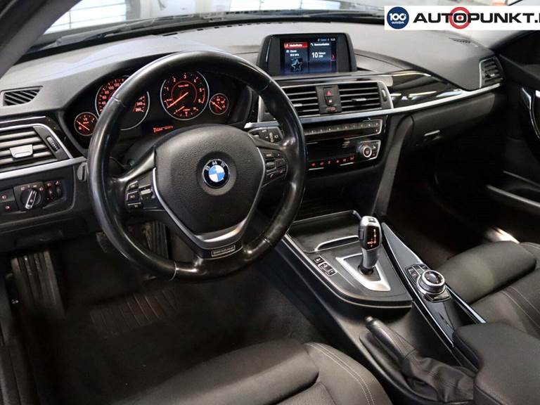 BMW 320d 2,0 Touring Sport Line aut.