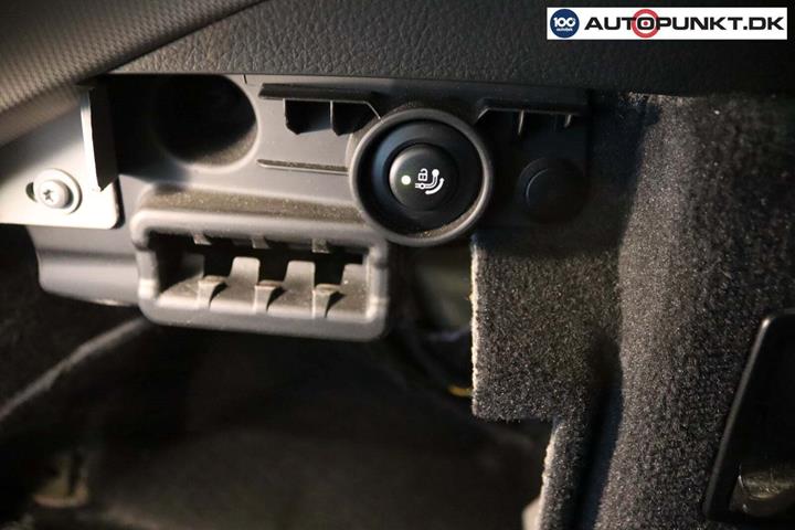 Grå BMW 320d fra 2018
