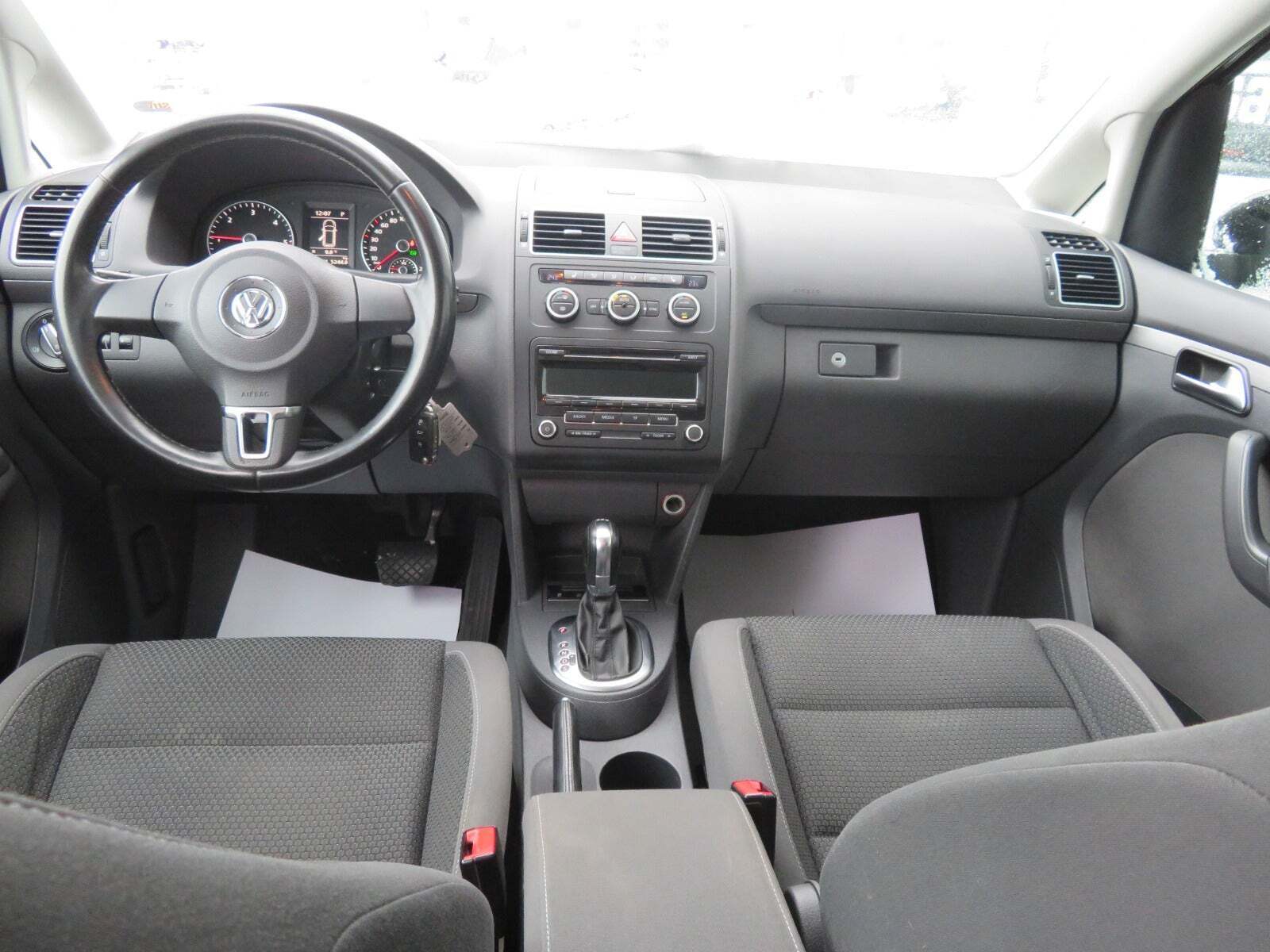 VW Touran 2,0 TDi 140 Comfortline DSG BMT 7prs