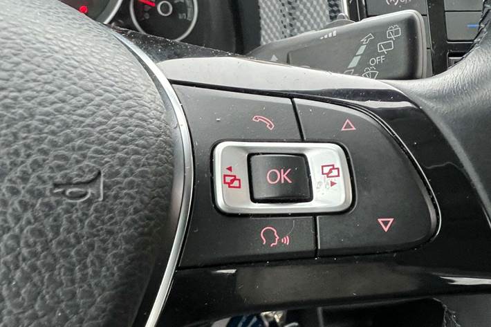 Hvid VW UP! fra 2018