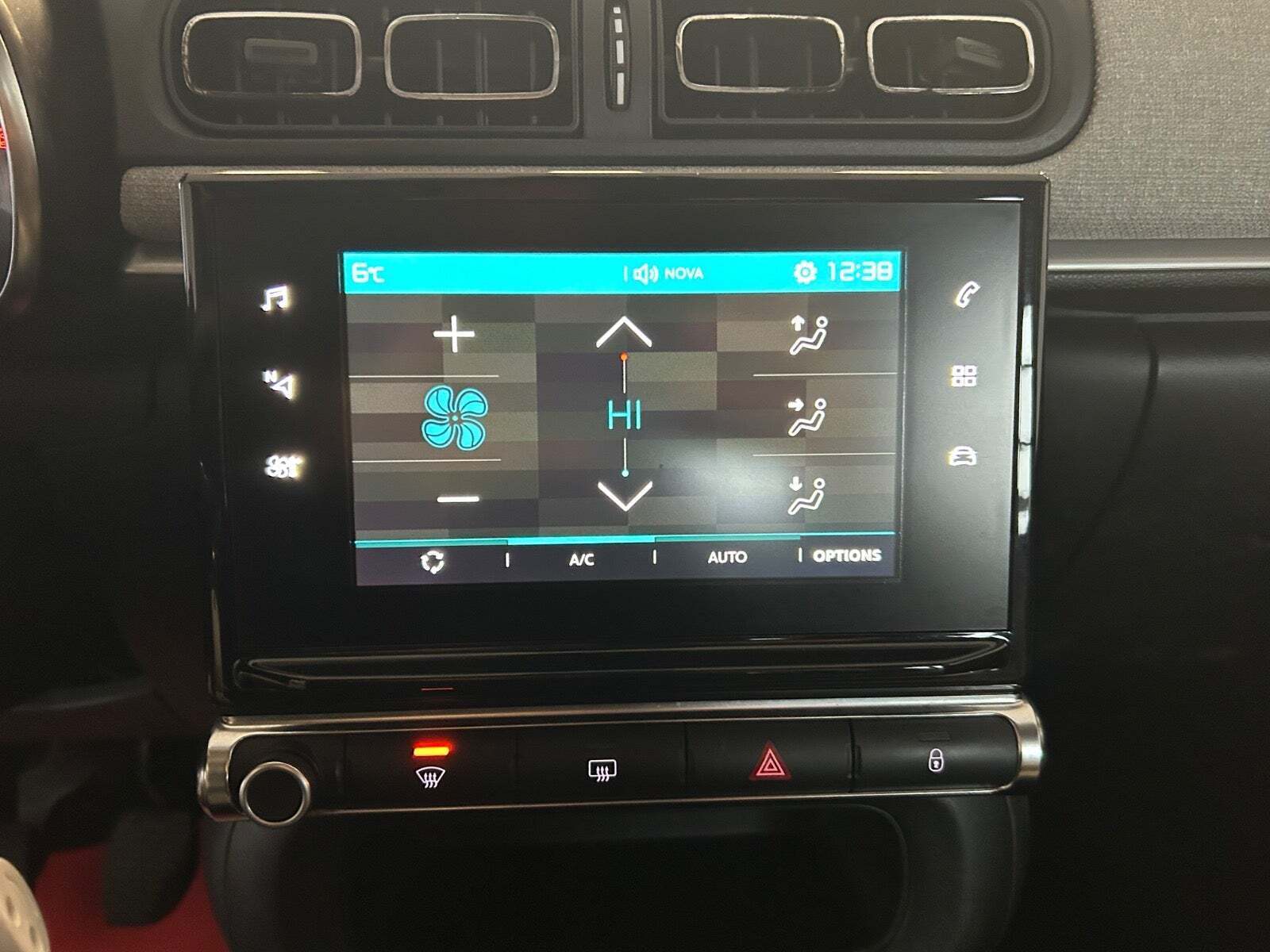 Sort Citroën C3 fra 2018