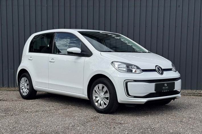 Hvid VW E-UP! fra 2022 set udefra
