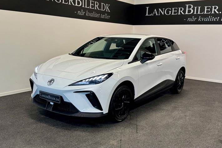 Hvid MG 4 fra 2023 set udefra