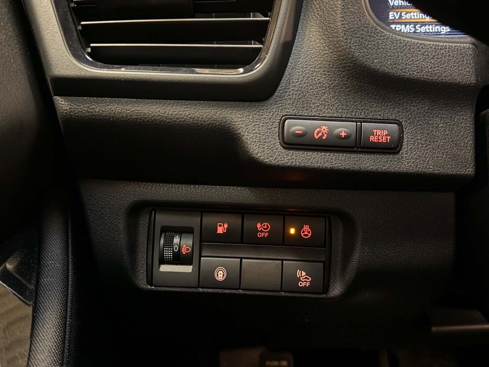 Hvid Nissan Leaf fra 2019