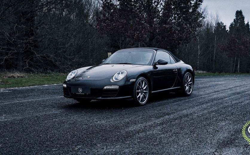 Porsche 911 Carrera
