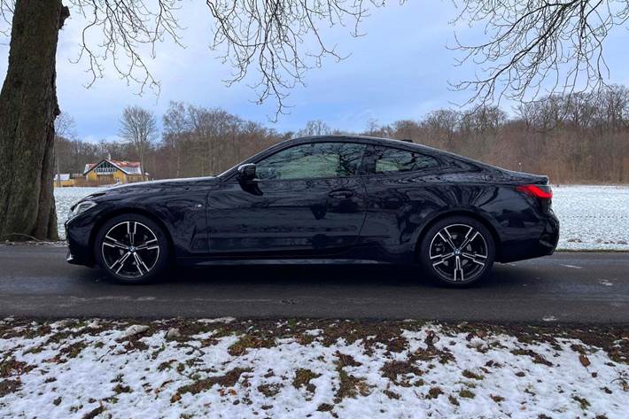 Sort BMW 420d fra 2022