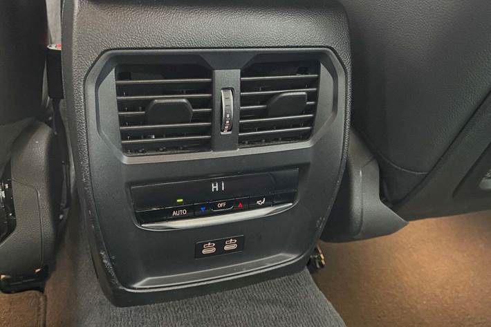 Sort BMW 420d fra 2022