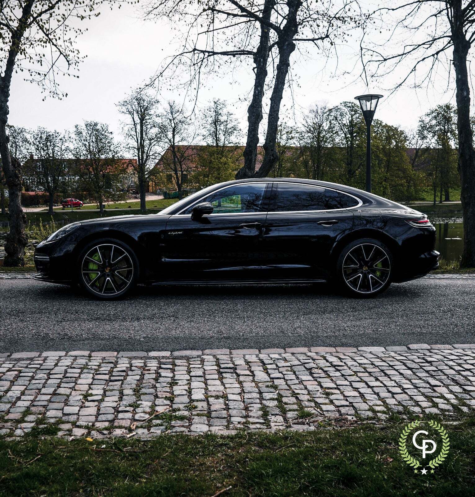 Sort Porsche Panamera Turbo S fra 2018