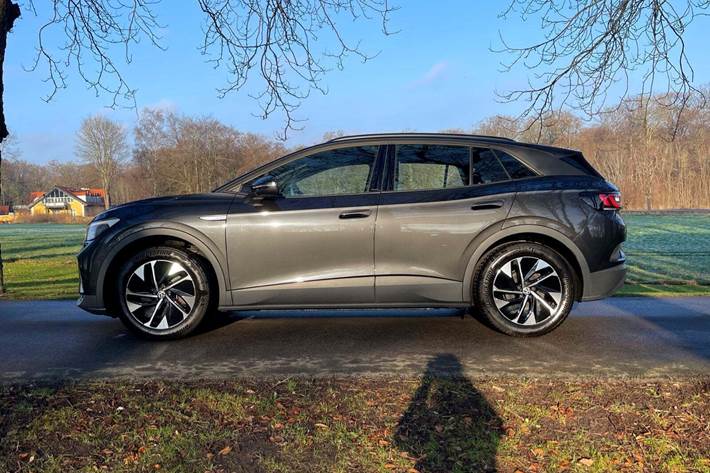 Grå VW ID.4 fra 2022