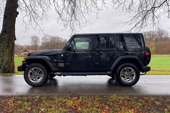 Sort Jeep Wrangler Unlimited fra 2019