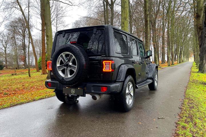 Sort Jeep Wrangler Unlimited fra 2019