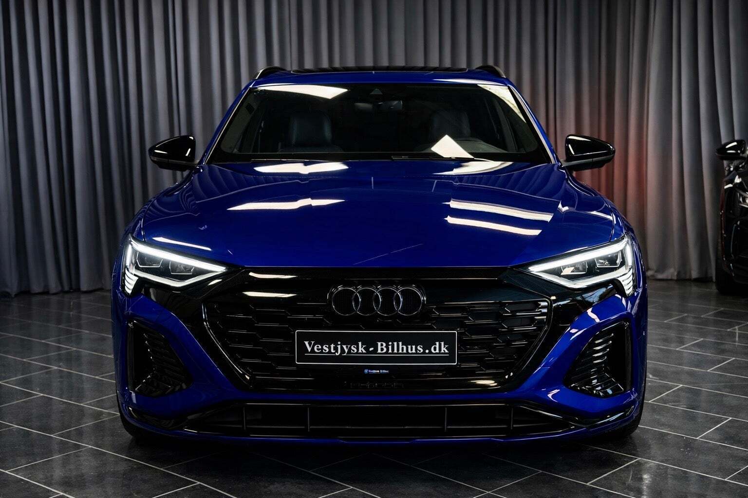 Audi Q8 e-tron 55 S-line quattro