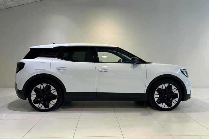 Hvid Ford Explorer fra 2024