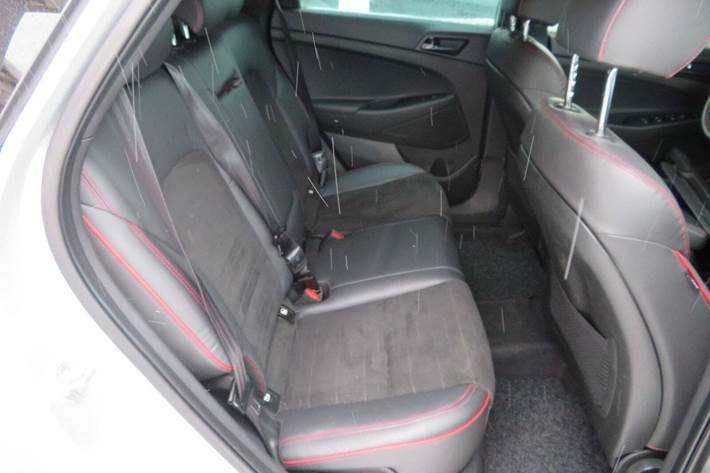 Sølv Hyundai Tucson fra 2020