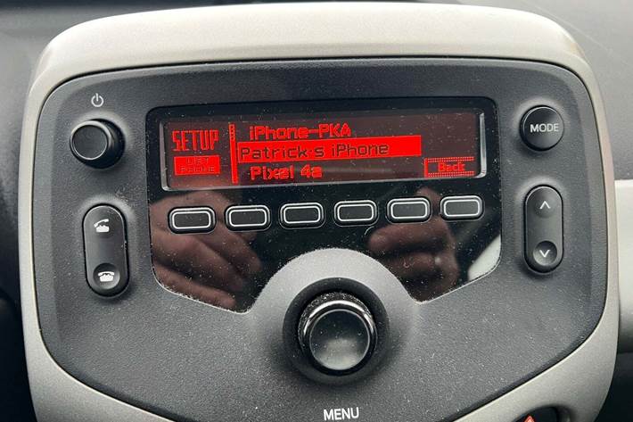 Grå Toyota Aygo fra 2015