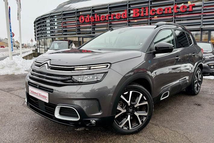 Grå Citroën C5 Aircross fra 2022 set udefra