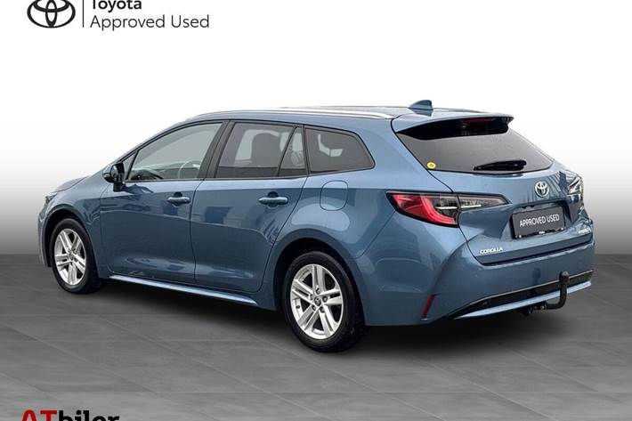Blå Toyota Corolla fra 2022