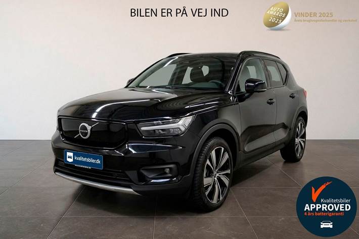 Sort Volvo XC40 fra 2020 set udefra