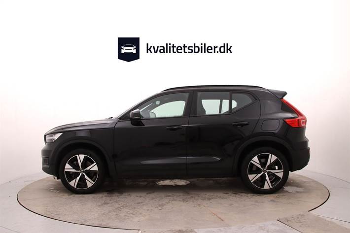 Sort Volvo XC40 fra 2020