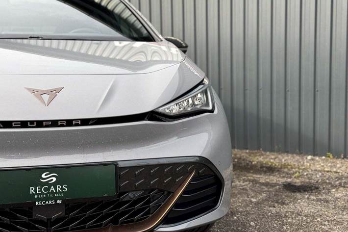 Grå Cupra Born fra 2023