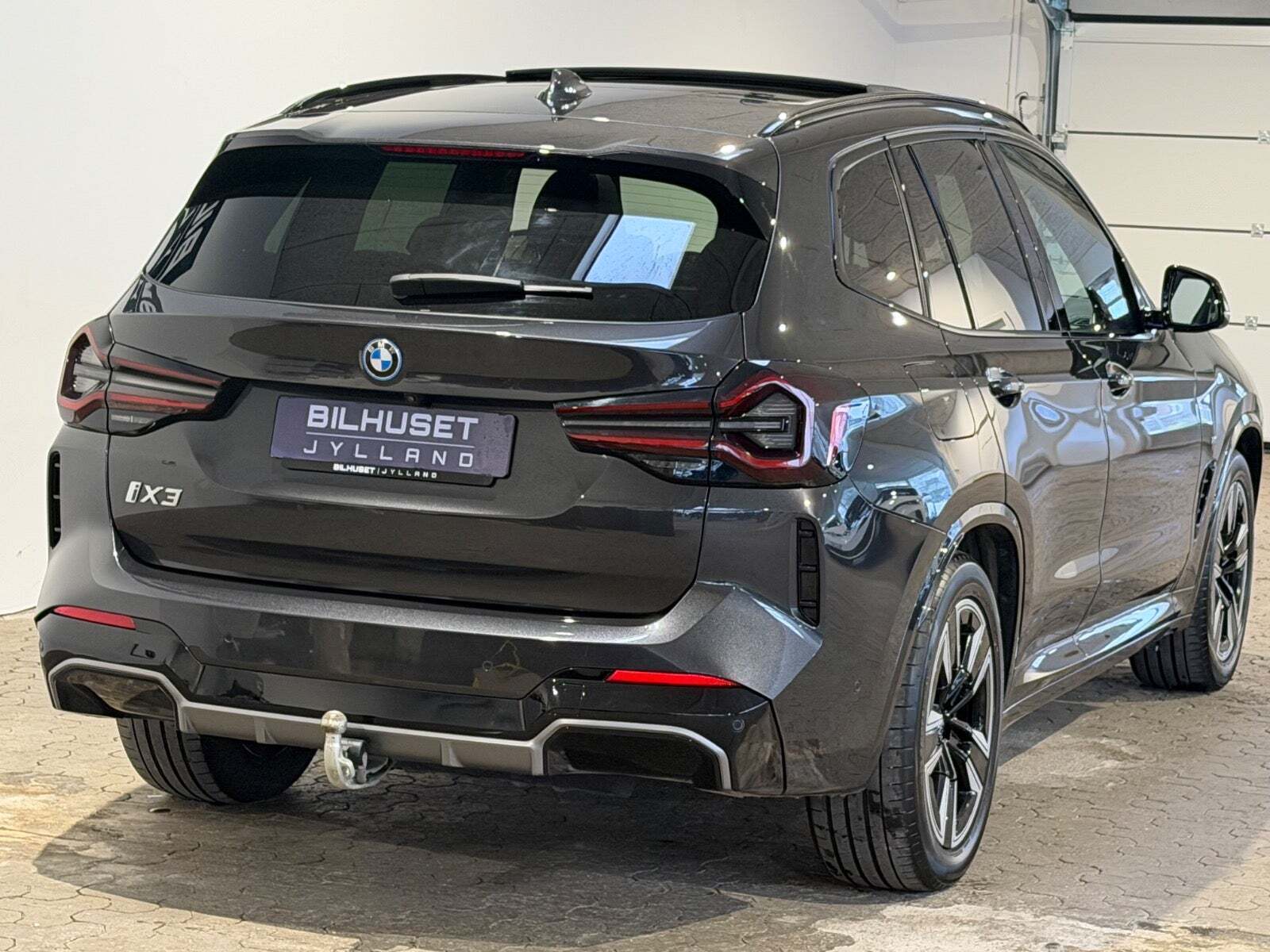 BMW iX3 Charged M-Sport