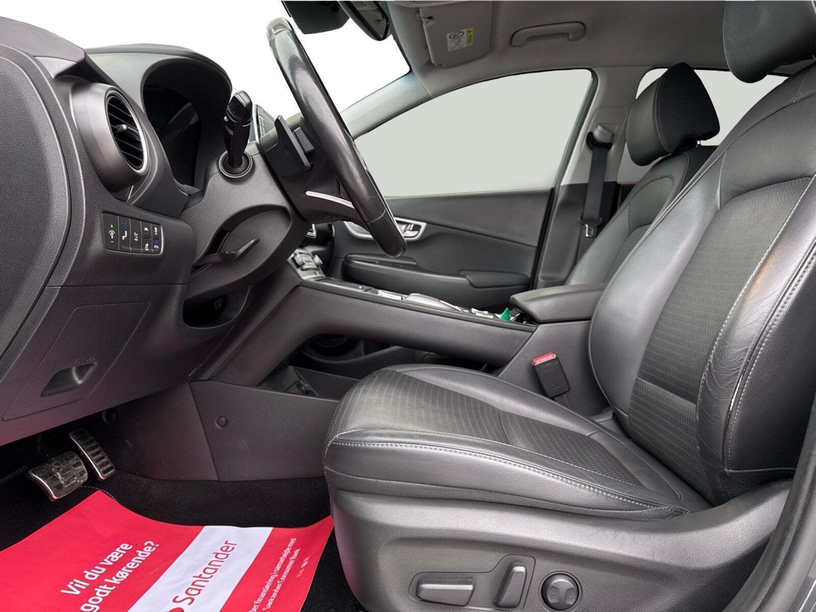 Hyundai Kona 64 EV Trend Deluxe