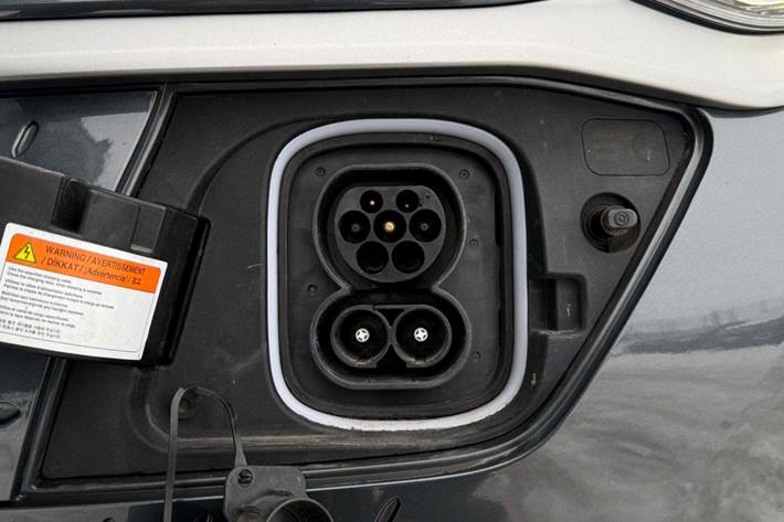 Grå Hyundai Kona fra 2020