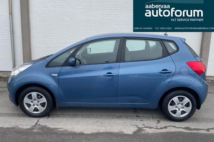 Blå Kia Venga fra 2013