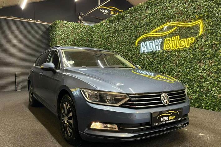 undefined VW Passat fra 2016 set udefra
