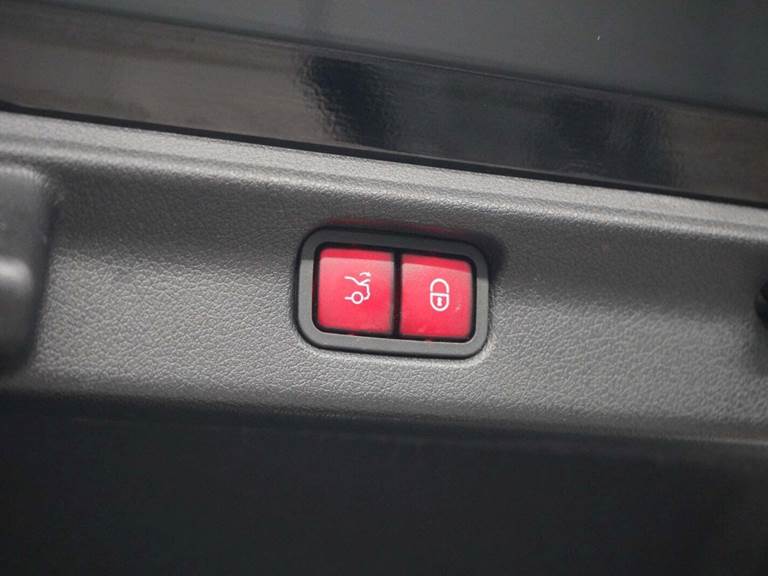 Mercedes EQE350 Avantgarde