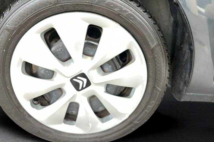 Grå Citroën C1 fra 2021