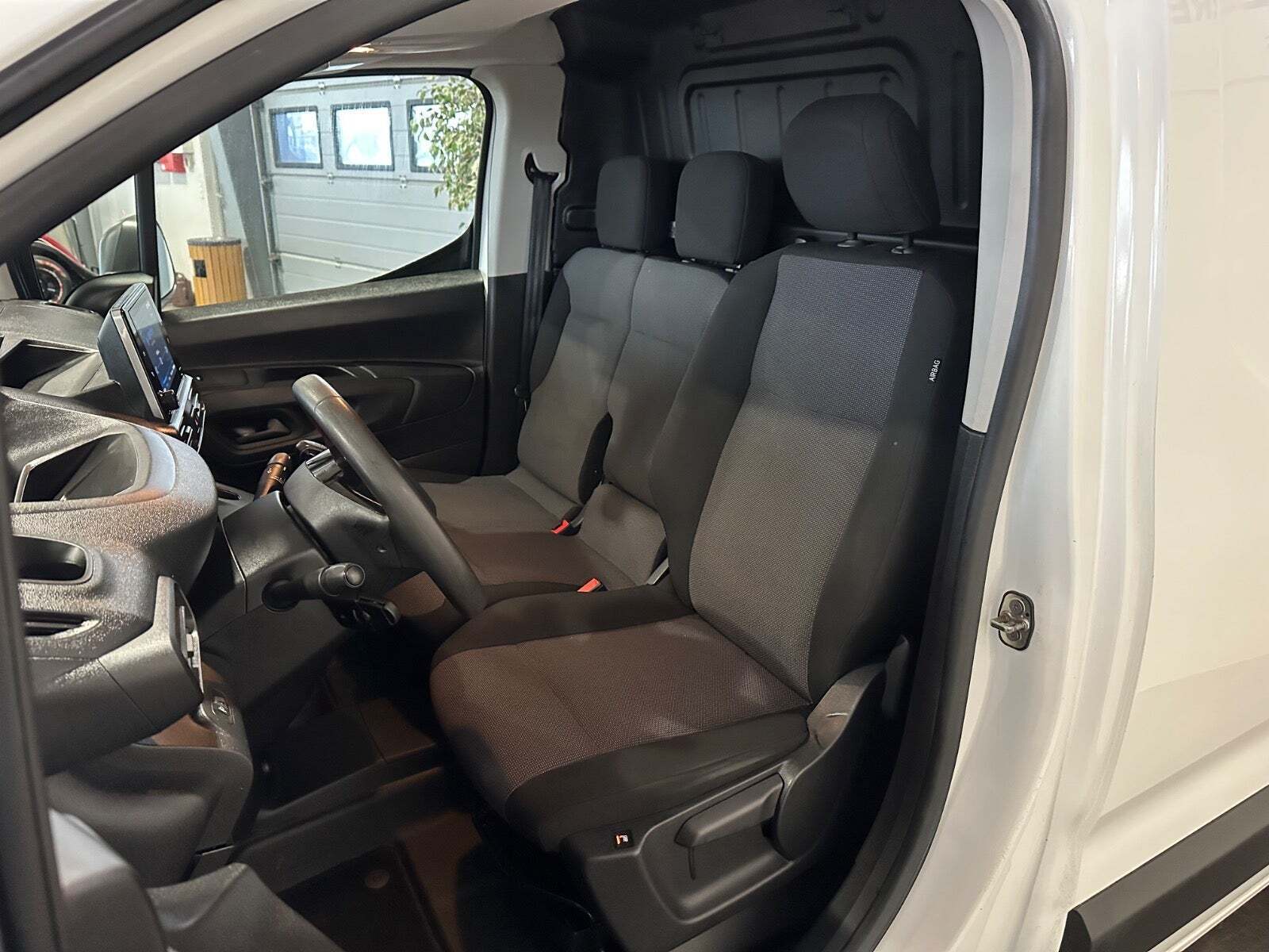 Peugeot Partner 1,5 BlueHDi 100 L1V1 Plus Van