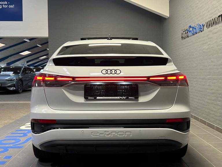 Audi Q4 e-tron 40 S-line Sportback