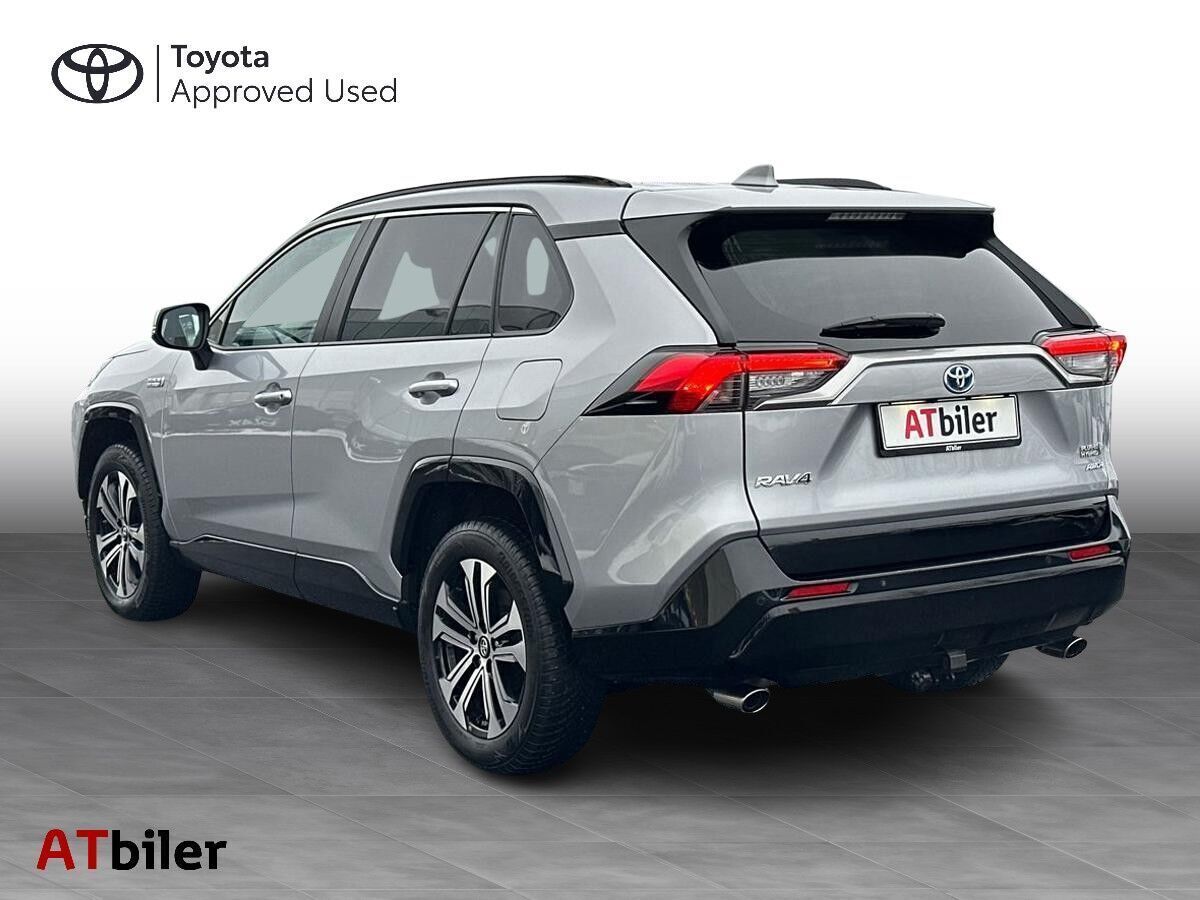 Toyota RAV4 Plug-in 2,5 Plugin-hybrid H3 AWD 306HK 5d 6g Aut.