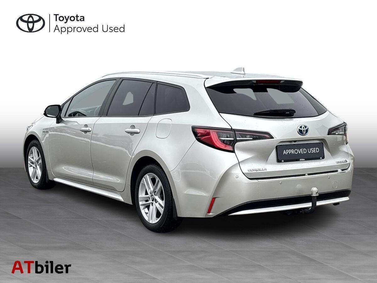 Toyota Corolla 1,8 Touring Sports Hybrid H3 Smart E-CVT 122HK Stc Trinl. Gear