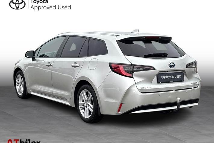 Sølv Toyota Corolla fra 2020