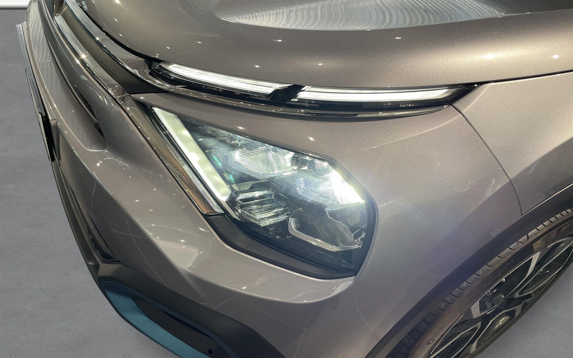 Sølv Citroën ë-C4 fra 2021