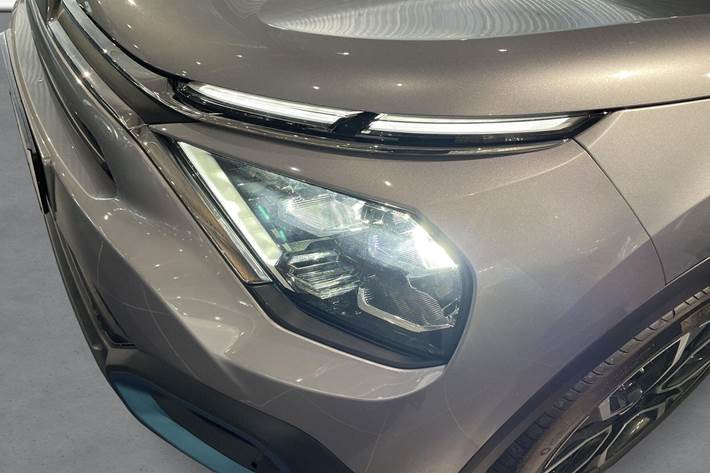 Sølv Citroën ë-C4 fra 2021