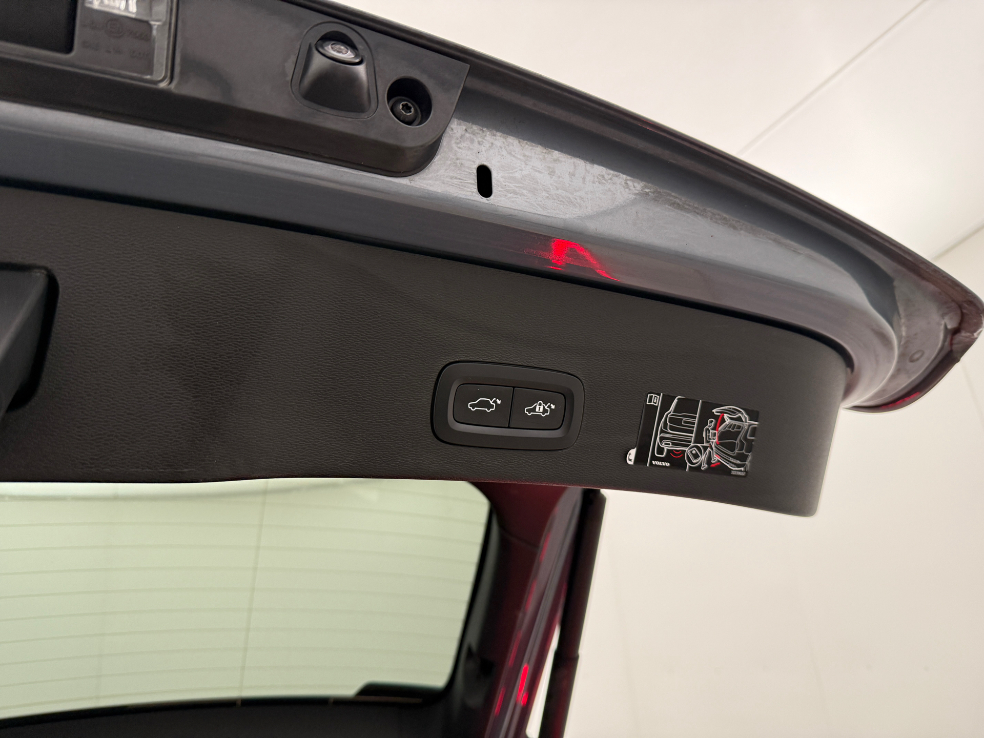 Grå Volvo C40 fra 2021