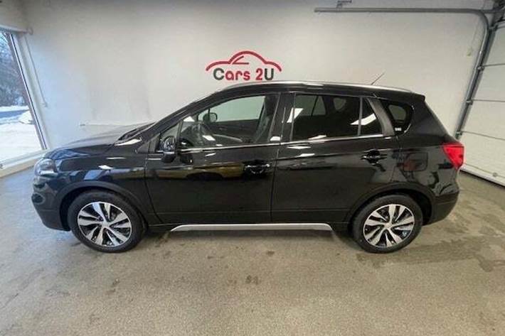 Sort Suzuki S-Cross fra 2019