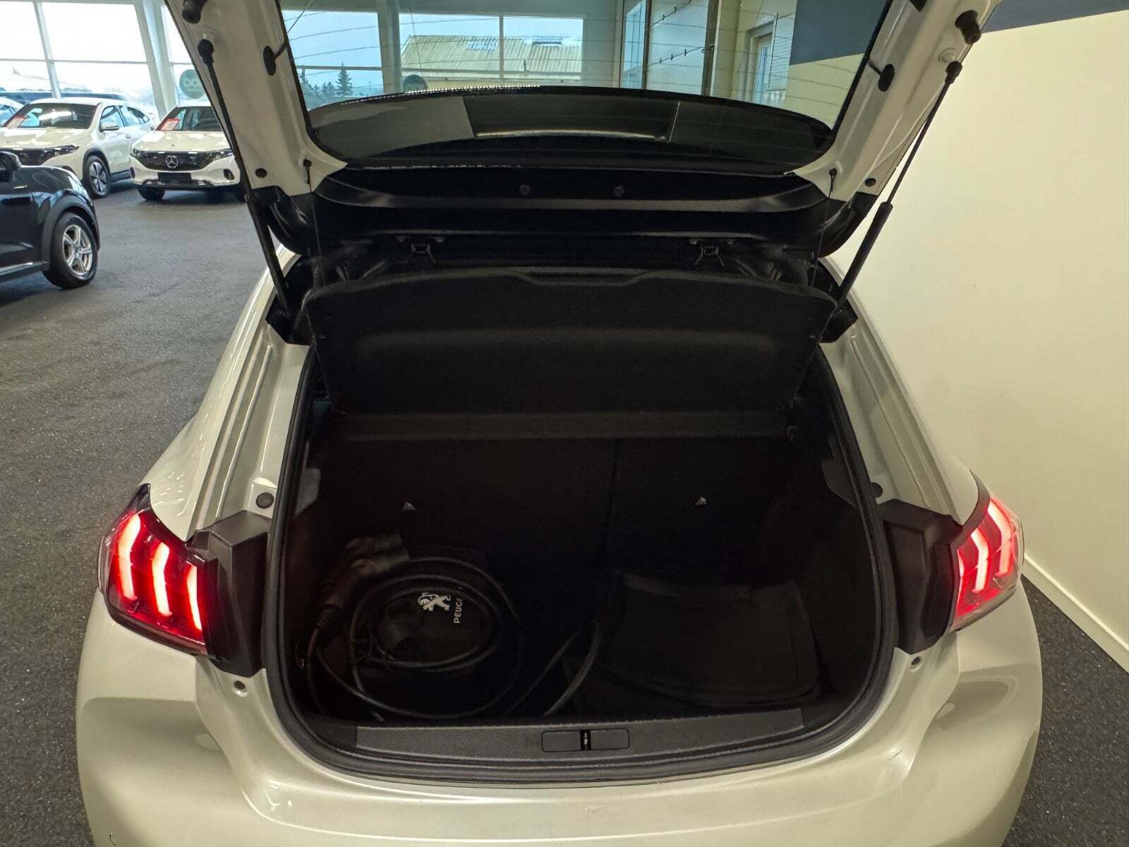 Peugeot e-208 50 GT Pack