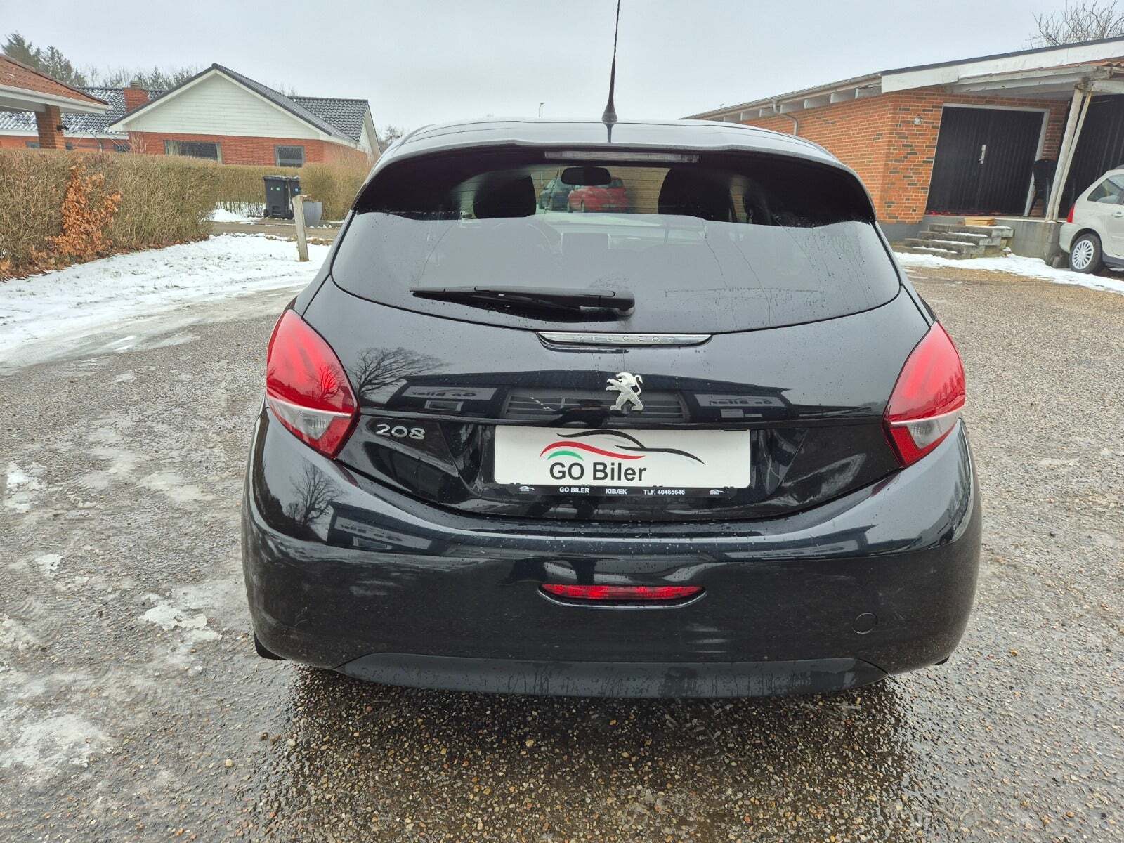 Grøn Peugeot 208 fra 2017