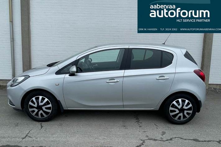 Sølv Opel Corsa fra 2018