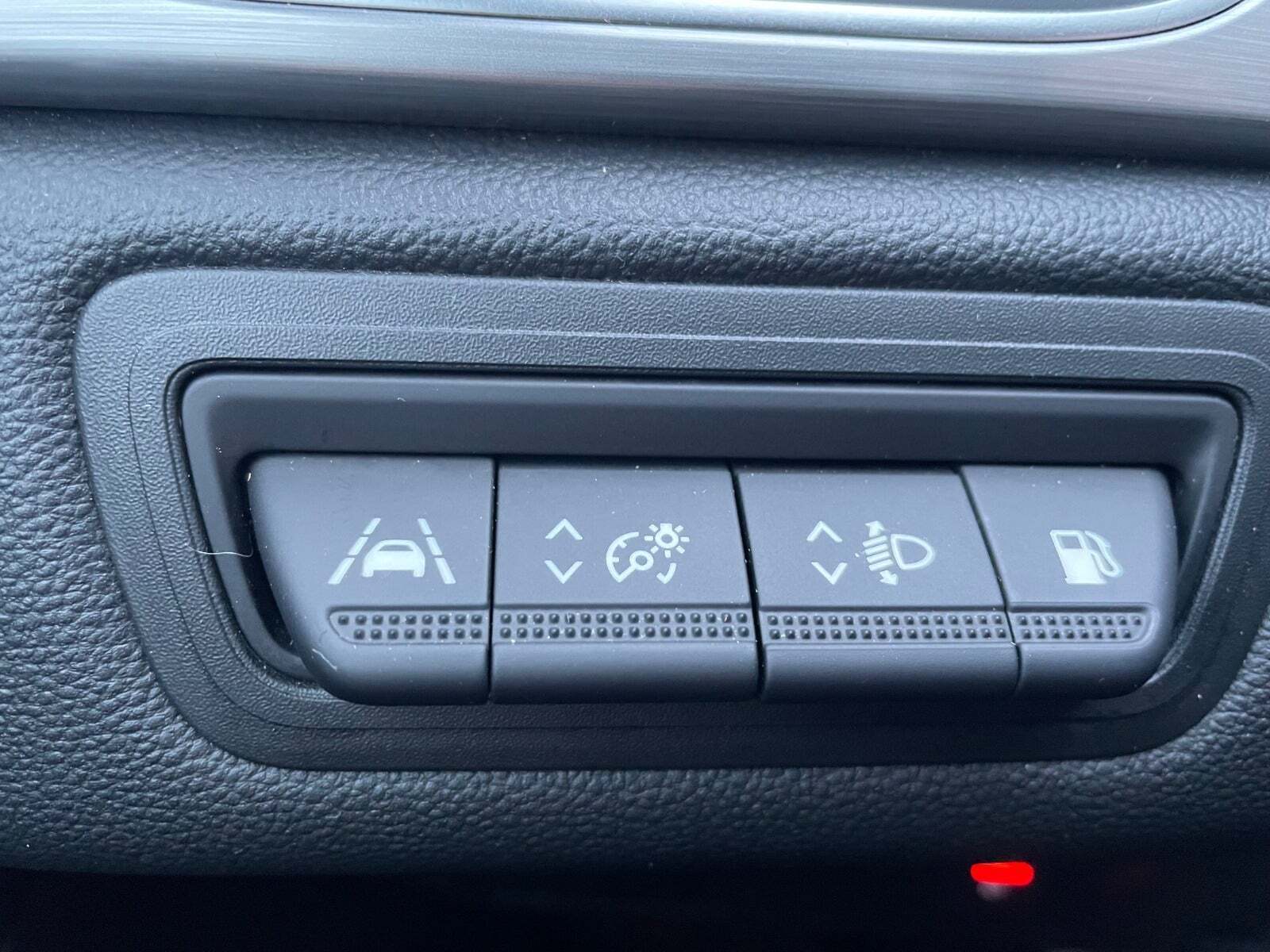 Grå Renault Captur fra 2021