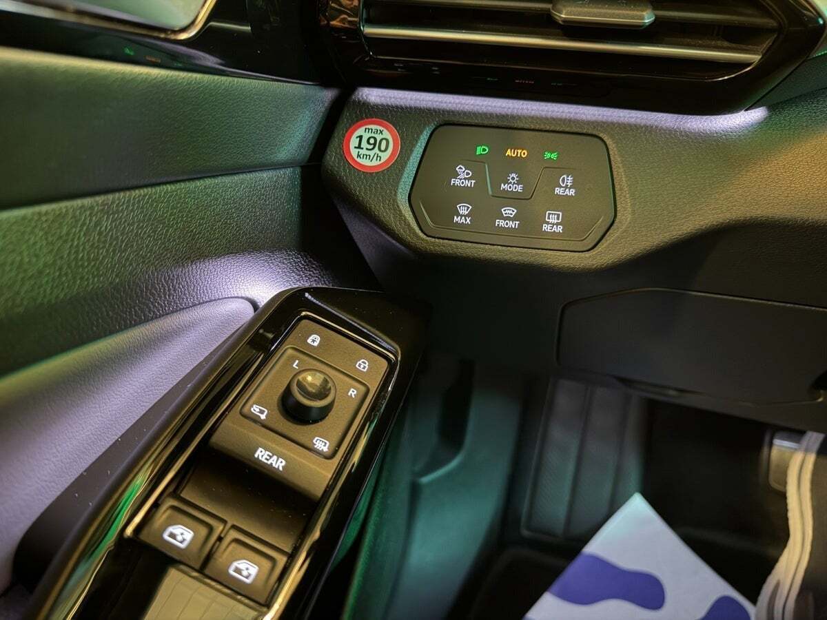 Grå VW ID.4 fra 2023