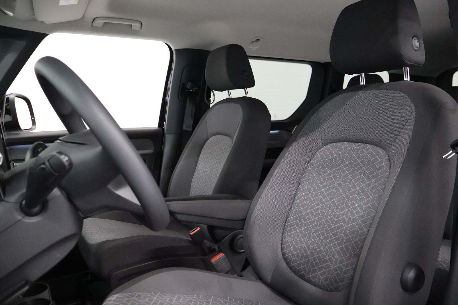 VW ID.Buzz 77 Life SWB