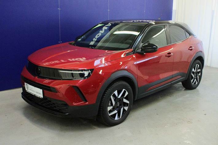 Rød Opel Mokka-e fra 2023
