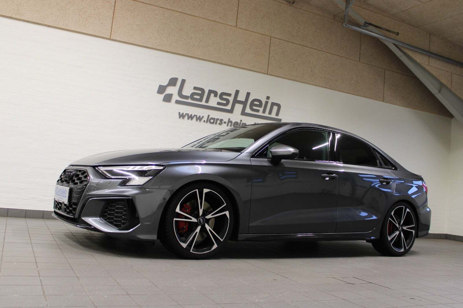 Audi S3 2,0 TFSi quattro S-tr.