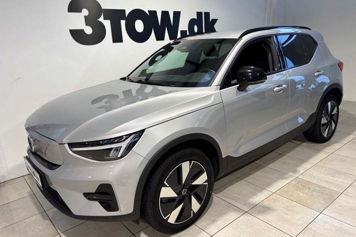undefined Volvo XC40 fra 2024 set udefra